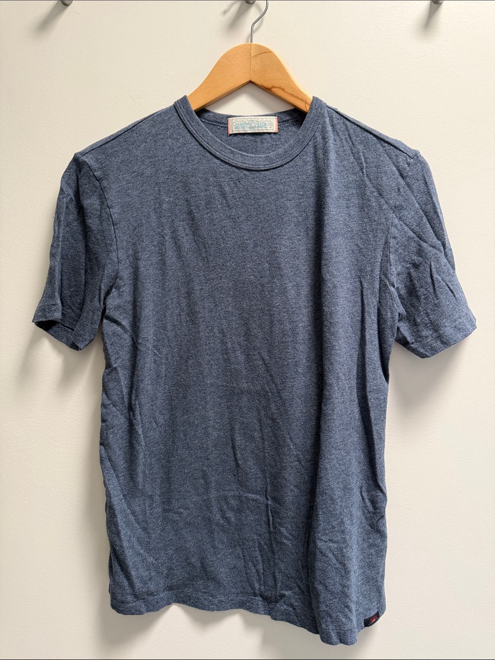 Faherty Chambray Tee Size X Small Lightweight Soft T-shirt